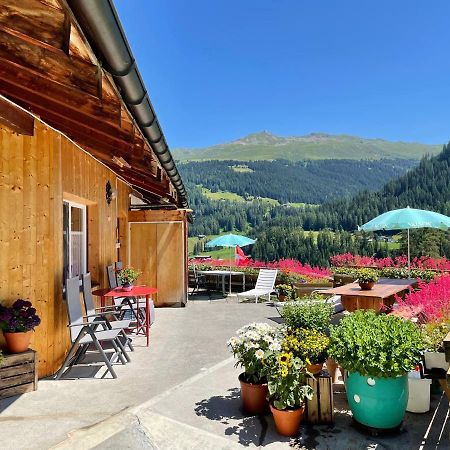 Bnb Guesthouse Lusi Frauenkirch Eksteriør bilde
