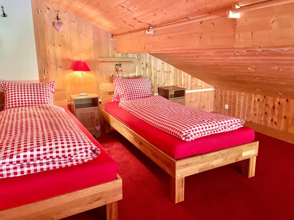 Bnb Guesthouse Lusi Frauenkirch Eksteriør bilde