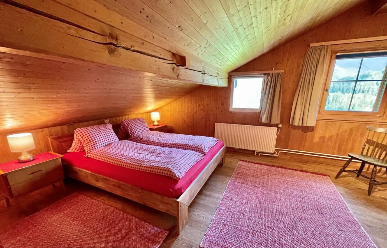 Bnb Guesthouse Lusi Frauenkirch Eksteriør bilde